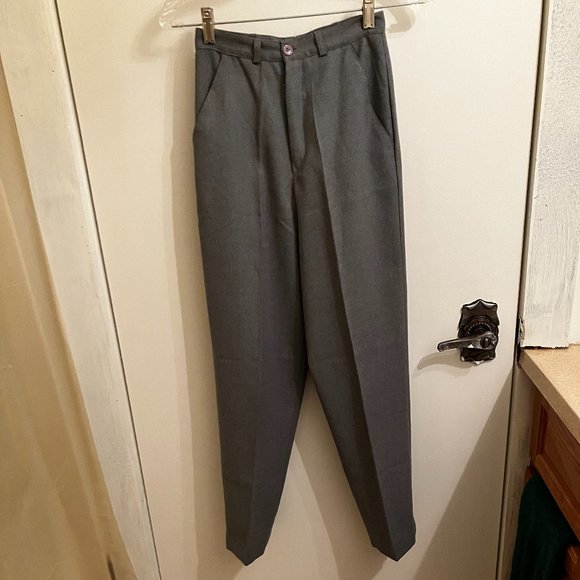 GLENSPORT size 3 grey pant suit - Picture 8 of 14